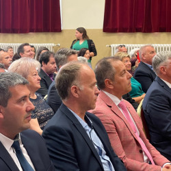 unnepi testuleti ules