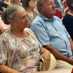 unnepi testuleti ules