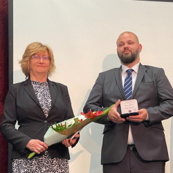 unnepi testuleti ules