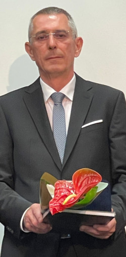 unnepi testuleti ules