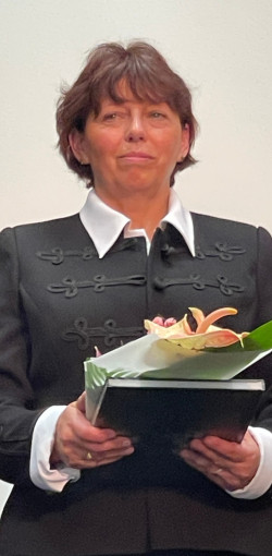 unnepi testuleti ules