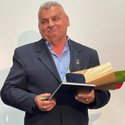 unnepi testuleti ules