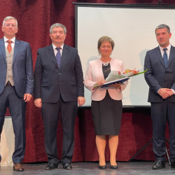 varos napja unnepi testuleti ules