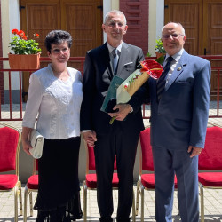 varos napja unnepi testuleti ules