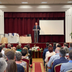 varos napja unnepi testuleti ules