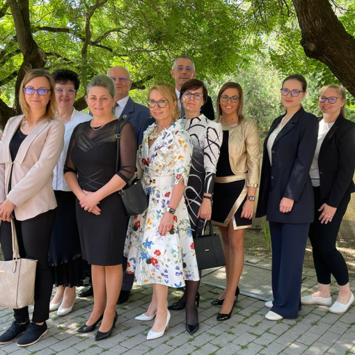 varos napja unnepi testuleti ules