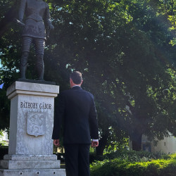 varos napja unnepi testuleti ules