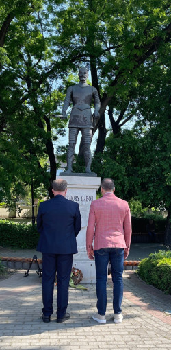 varos napja unnepi testuleti ules