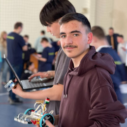 yettel prosuli robotika15