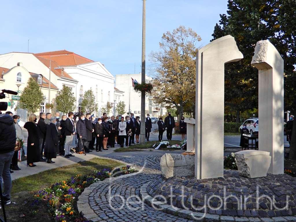 Az '56 os forradalomra emlékeztünk 03