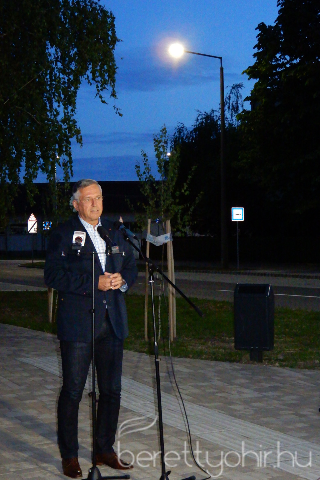 Befejeződött a közvilágítás korszerűsítése04