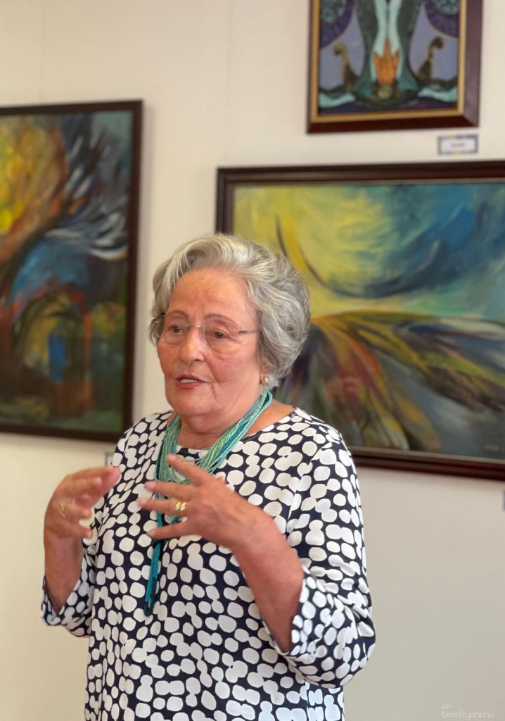 Eg_es_fold_kozott_kiallitasmegnyito29