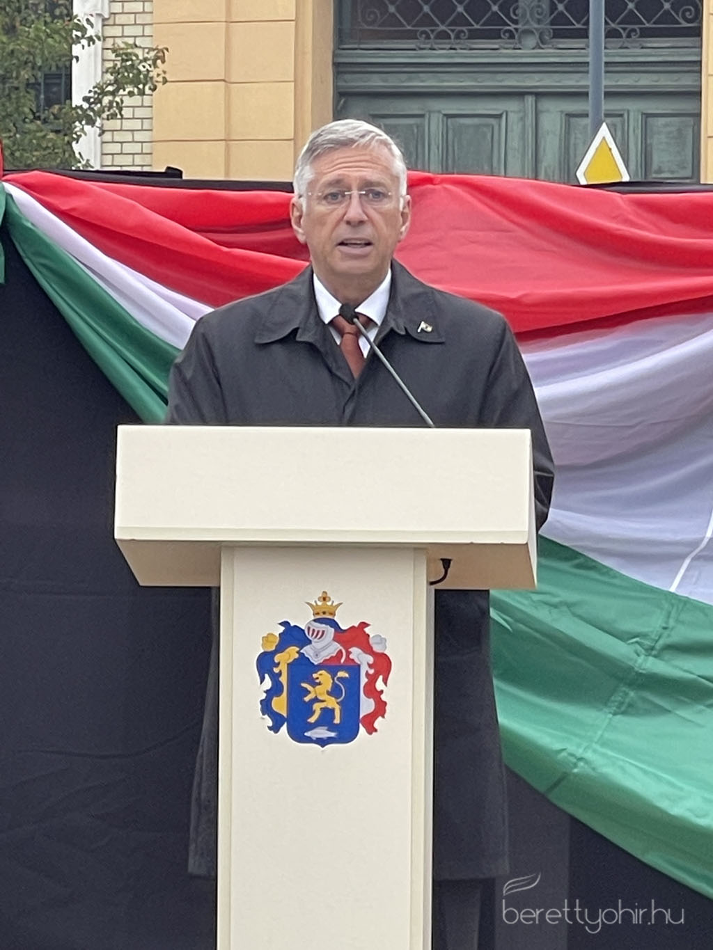 az 56 os hosokre emlekeztunk 02