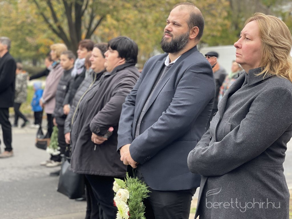 az_56_os_hosokre_emlekeztunk_08