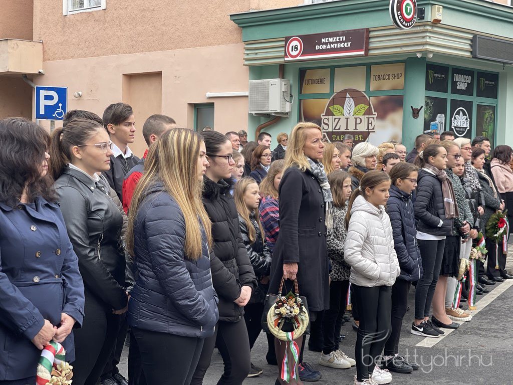 az_56_os_hosokre_emlekeztunk_15