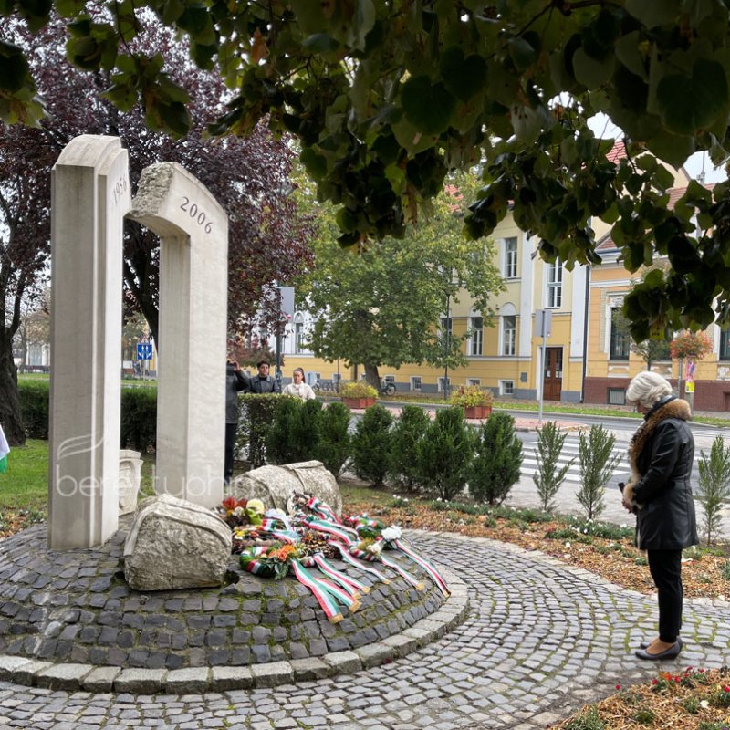 az_56_os_hosokre_emlekeztunk_44