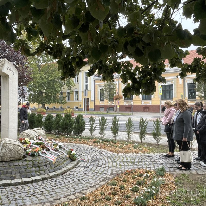 az_56_os_hosokre_emlekeztunk_48