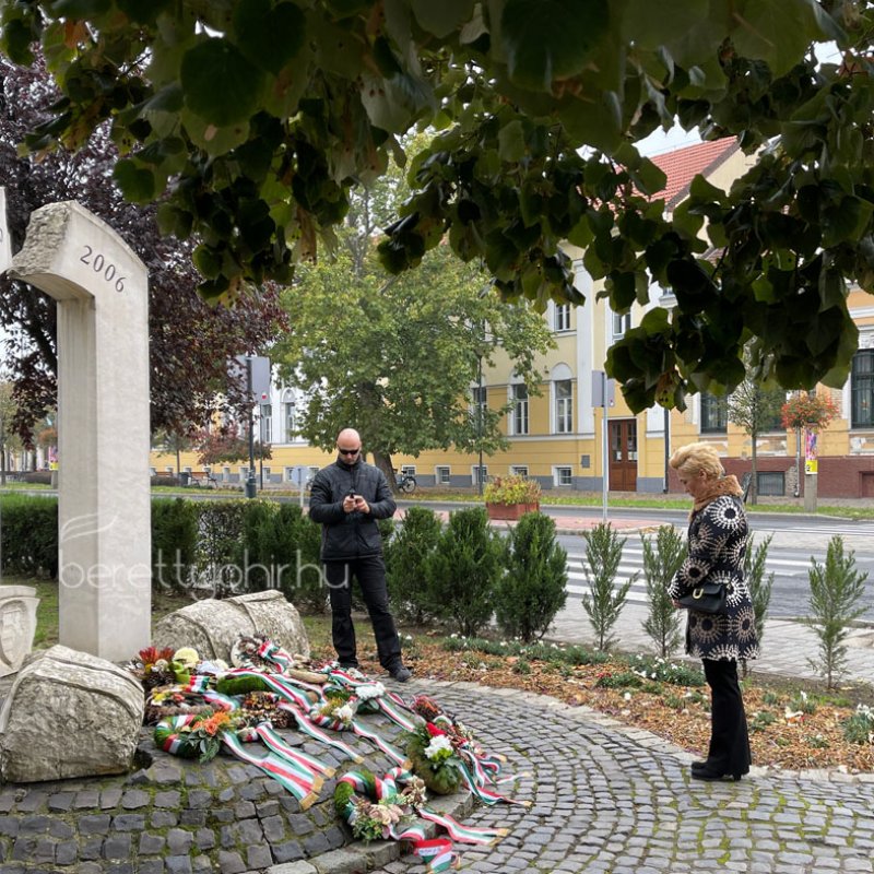 az_56_os_hosokre_emlekeztunk_53