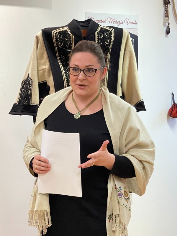 fiatal-alkotok-biharban-20