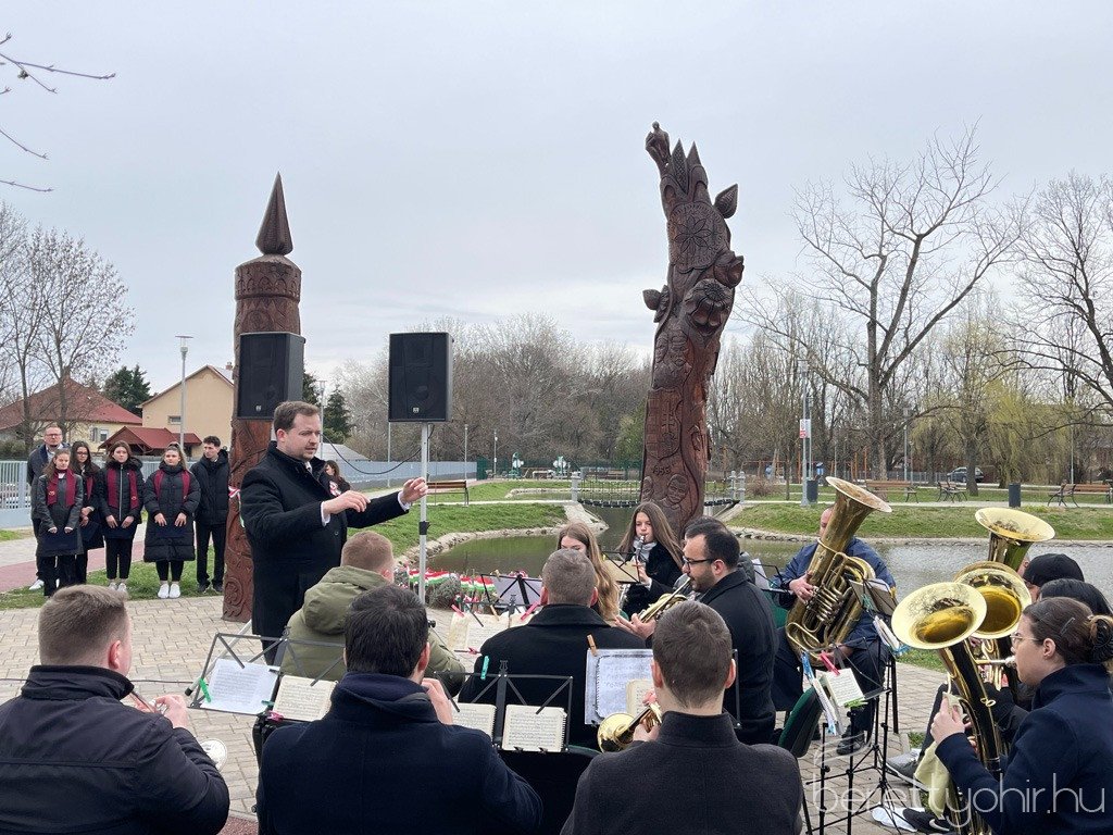 1848-49-hoseire-emlekeztunk-03-1600-1000-100-wm-right_bottom-100-berettyohirlogowhitepng