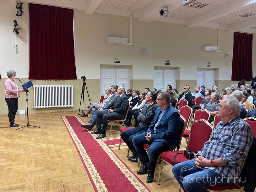 az_aradi_vertanukra_emlekeztunk_01