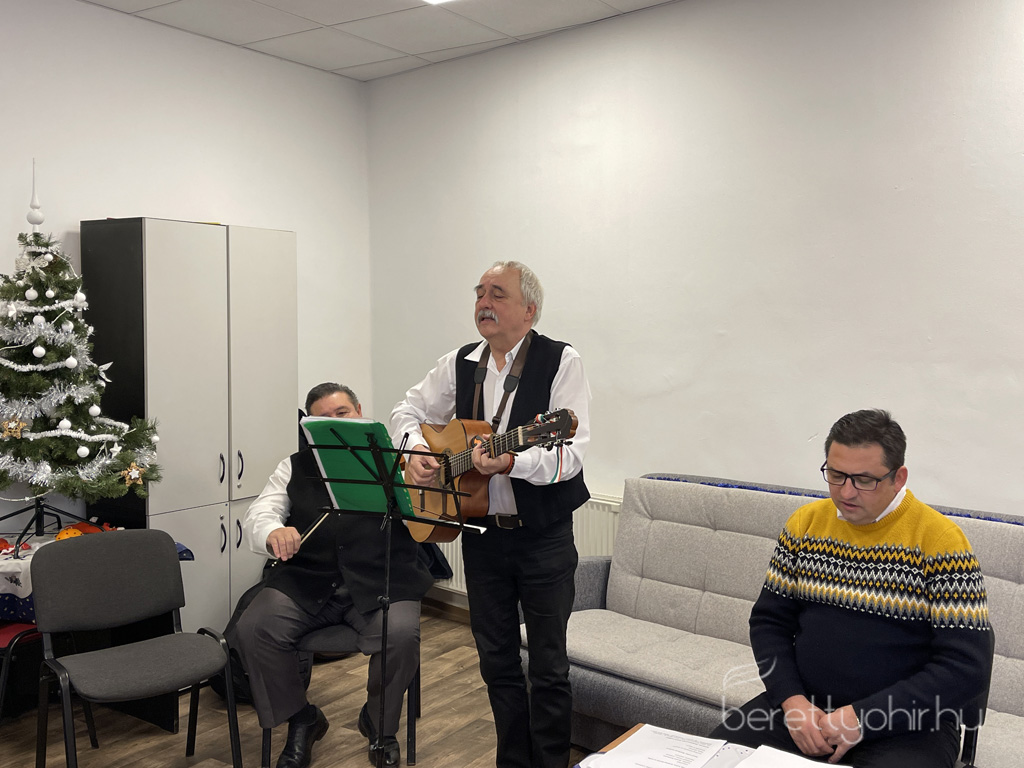 bihari csaladsegito karacsony05