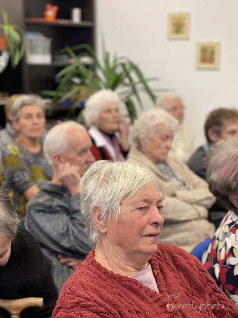 bihari_csaladsegito_karacsony06