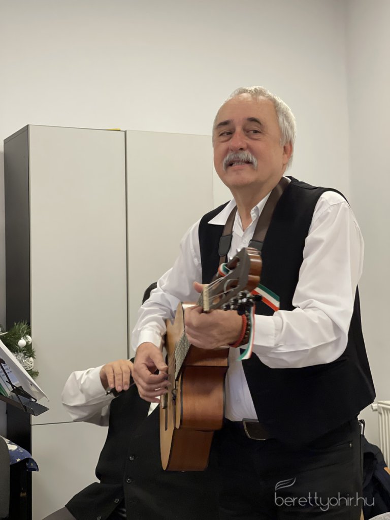 bihari_csaladsegito_karacsony11