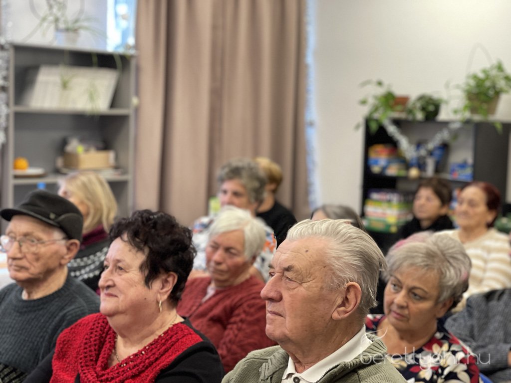 bihari_csaladsegito_karacsony13