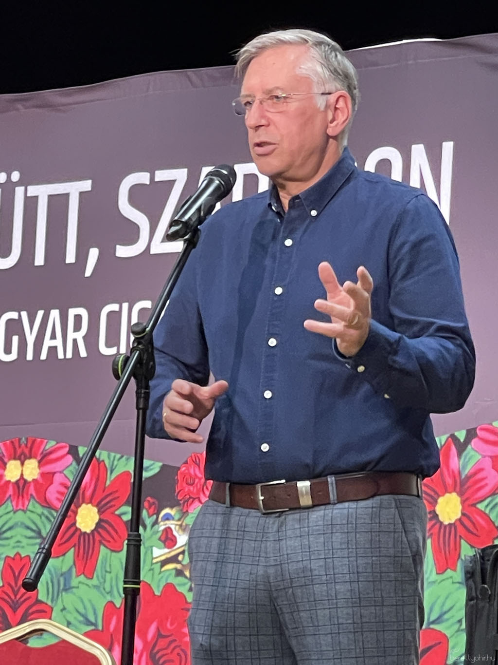 Együtt, szabadon kiállításmegnyitó17