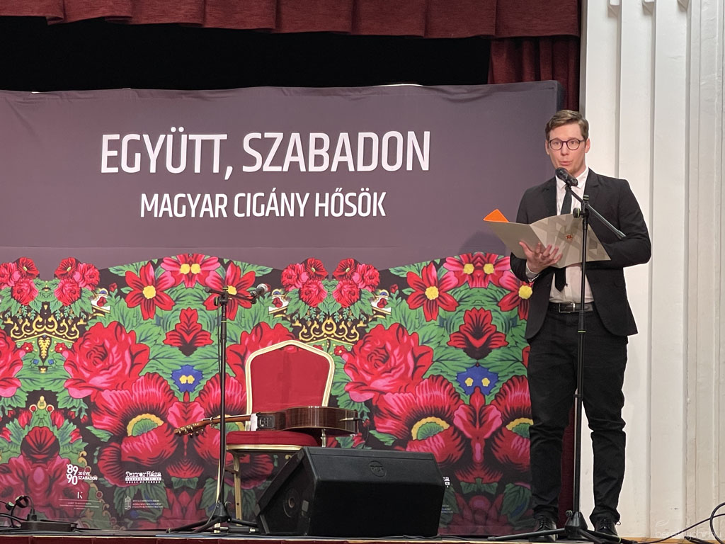 Együtt, szabadon kiállításmegnyitó36