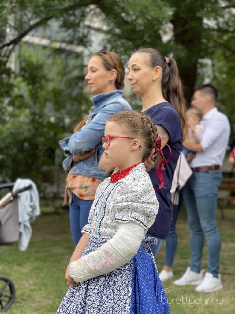 Negyedik_alkalommal_ultettunk_Eletfat43