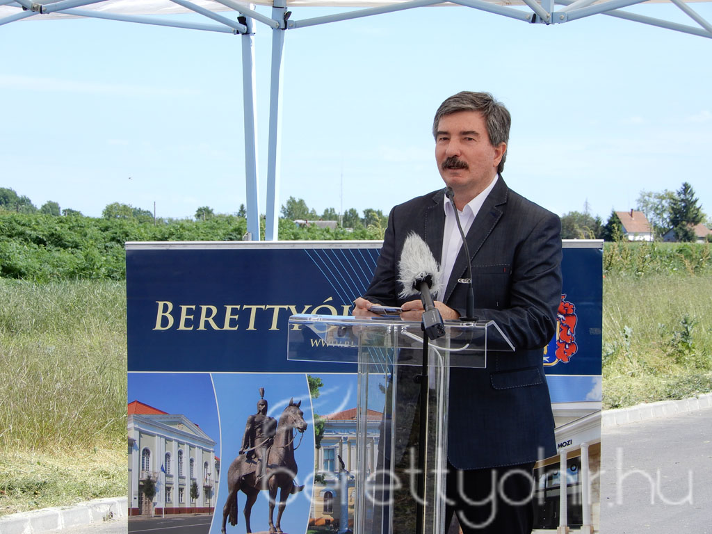 Északi iparterület átadása 06