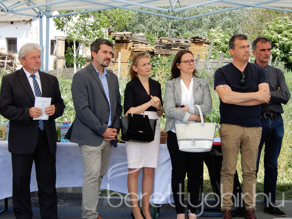 Északi iparterület átadása 07