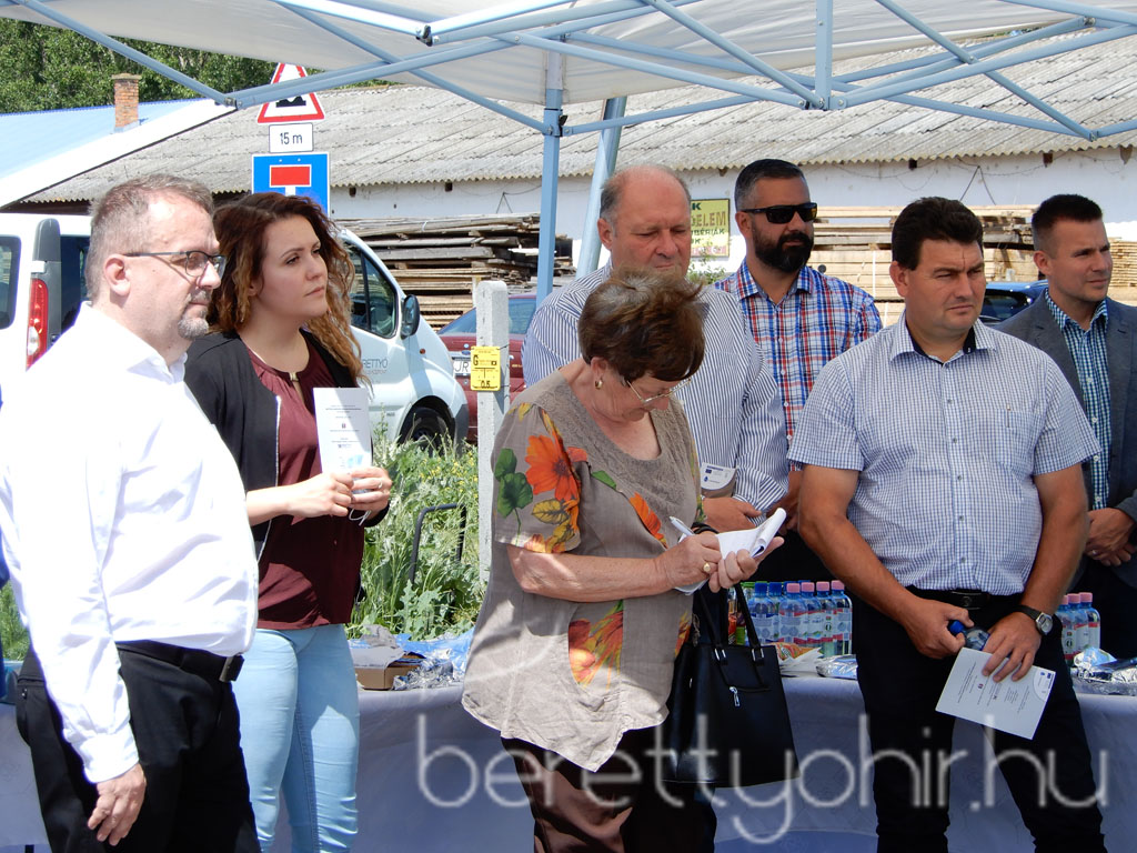 Északi iparterület átadása 08