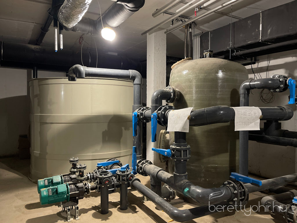 Zajlanak a gyogyfurdo beruhazas munkalatai06