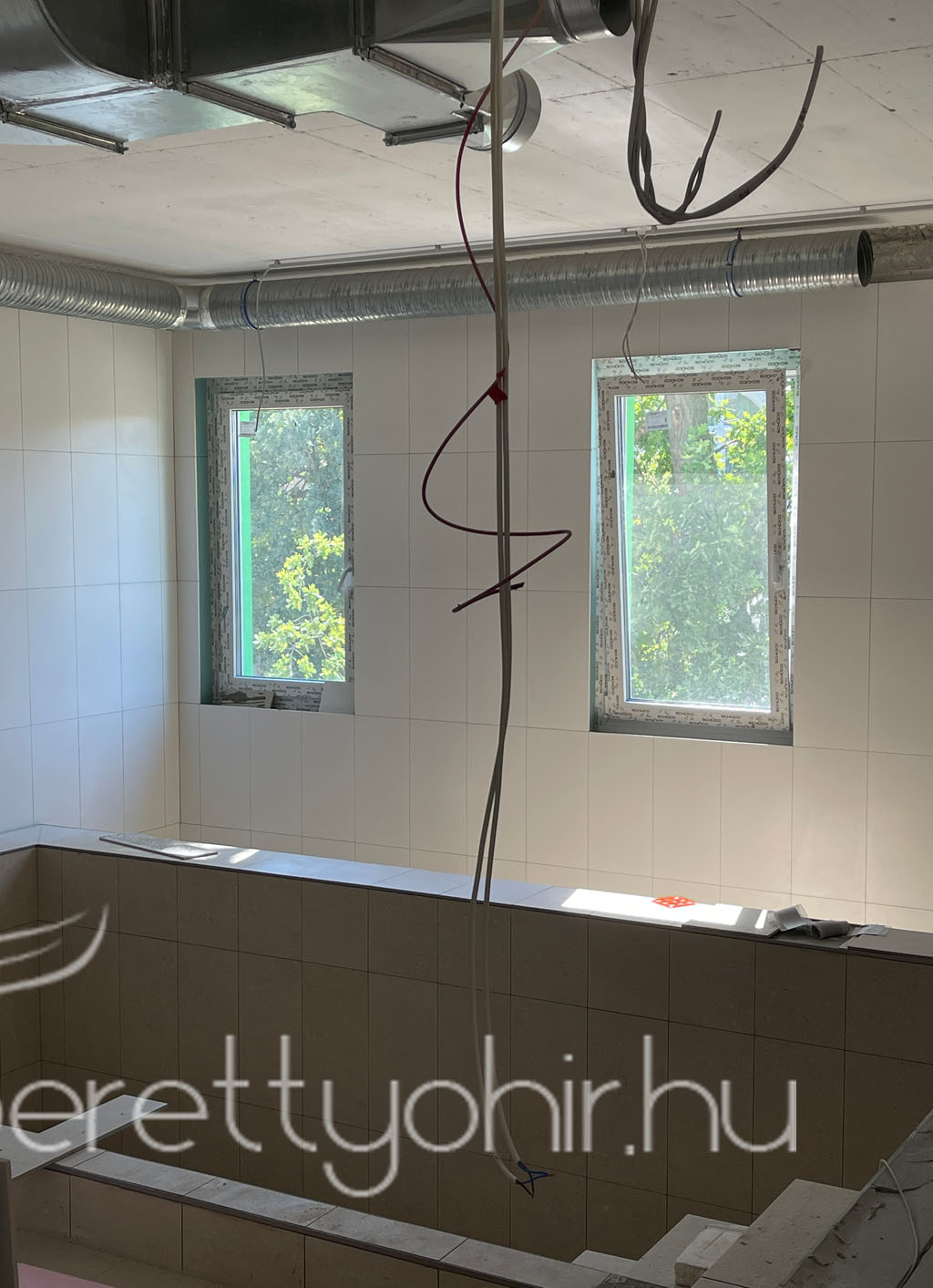 Zajlanak a gyogyfurdo beruhazas munkalatai09