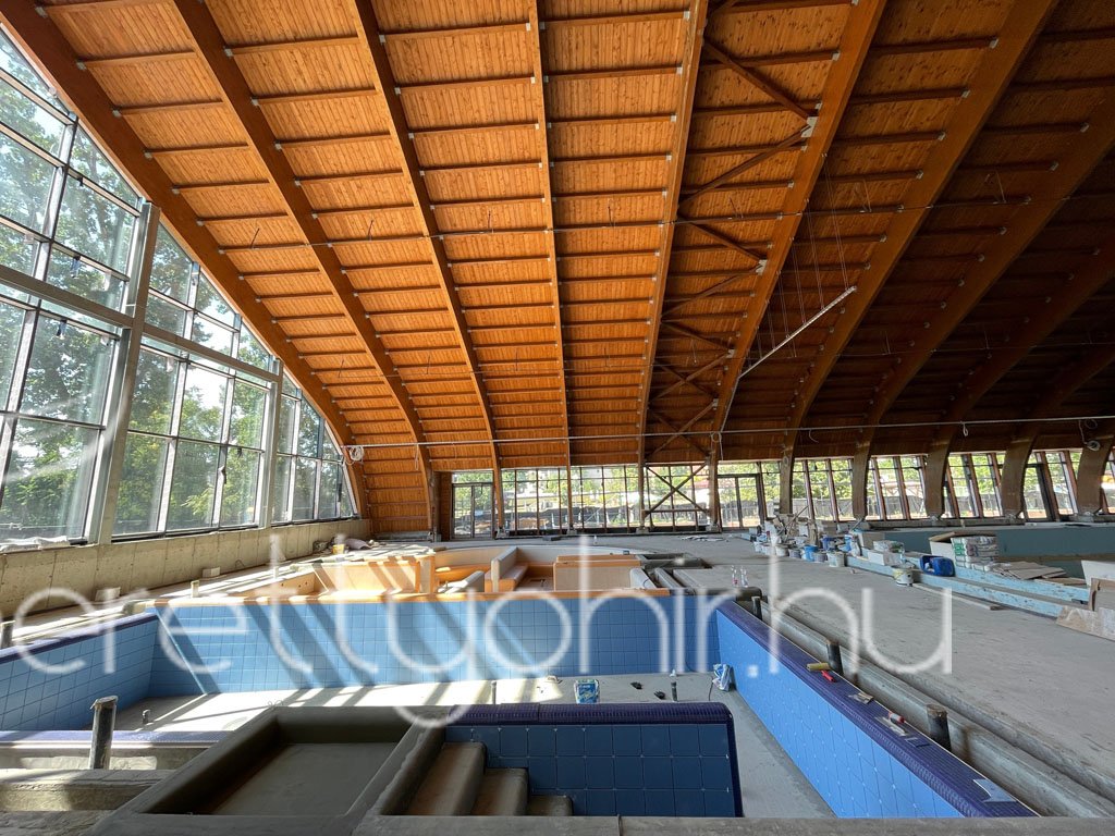 Zajlanak_a_gyogyfurdo_beruhazas_munkalatai05