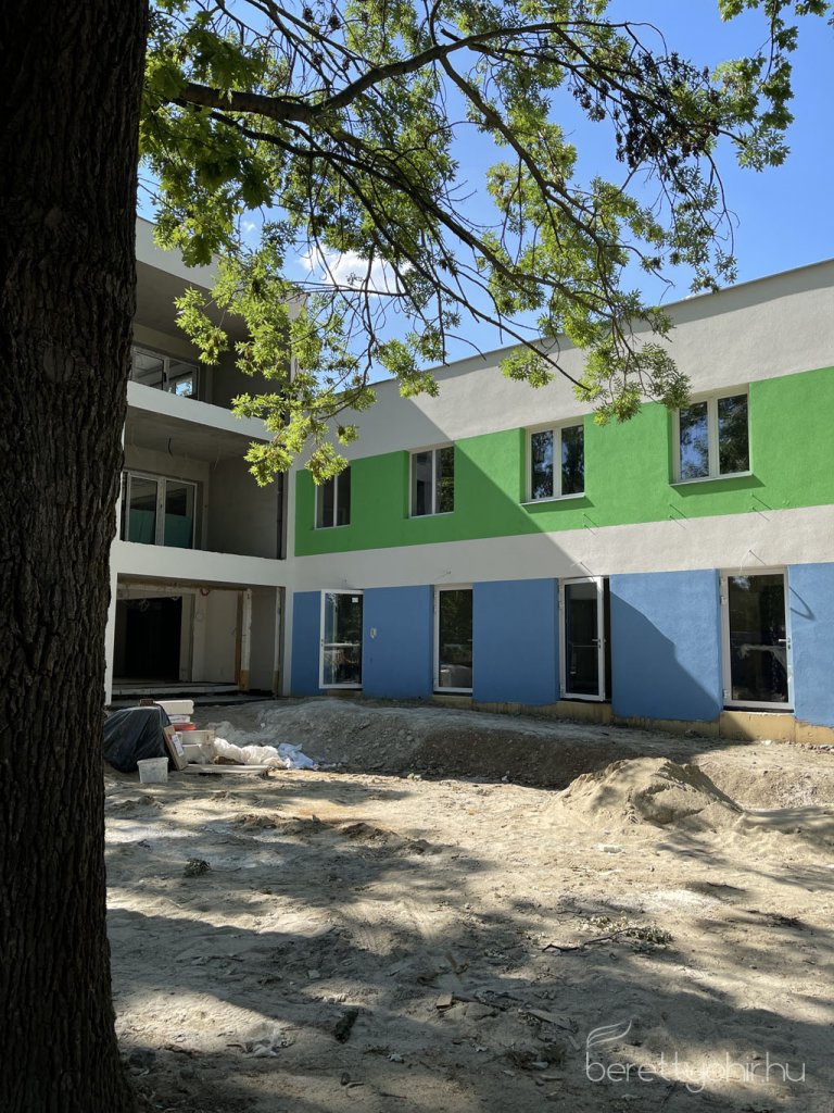 Zajlanak_a_gyogyfurdo_beruhazas_munkalatai16