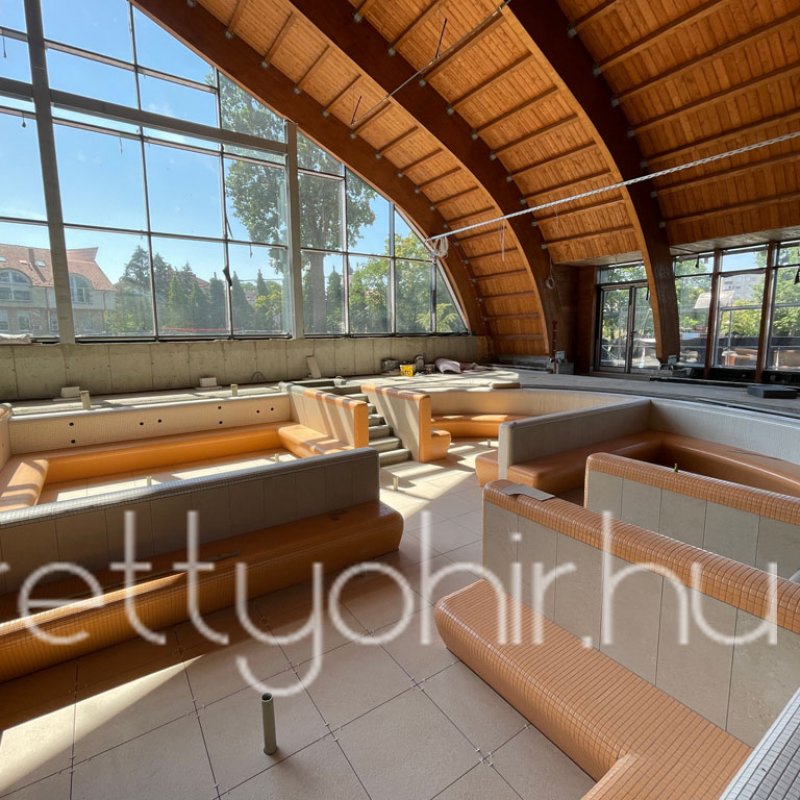 Zajlanak_a_gyogyfurdo_beruhazas_munkalatai02