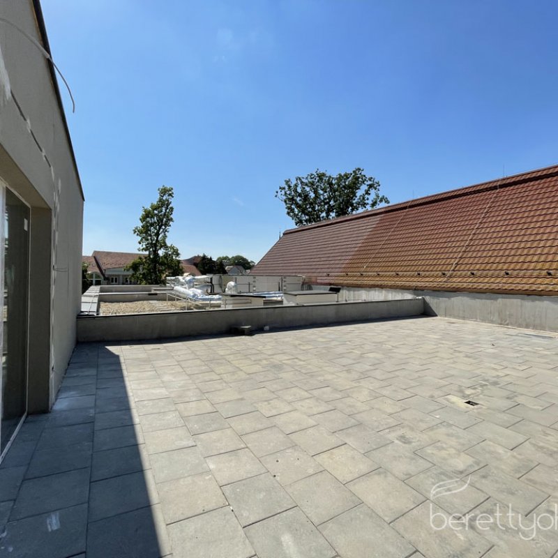 Zajlanak_a_gyogyfurdo_beruhazas_munkalatai15