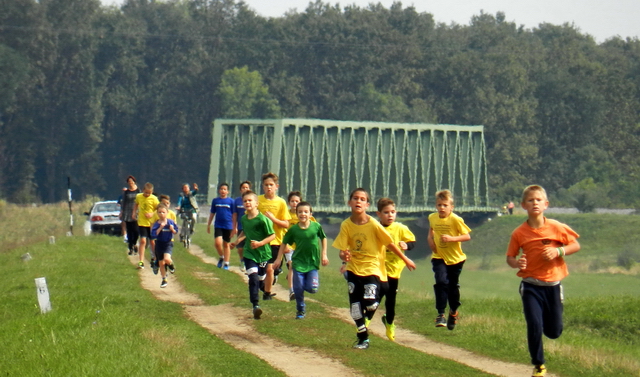 Diákolimpiai futóverseny 01