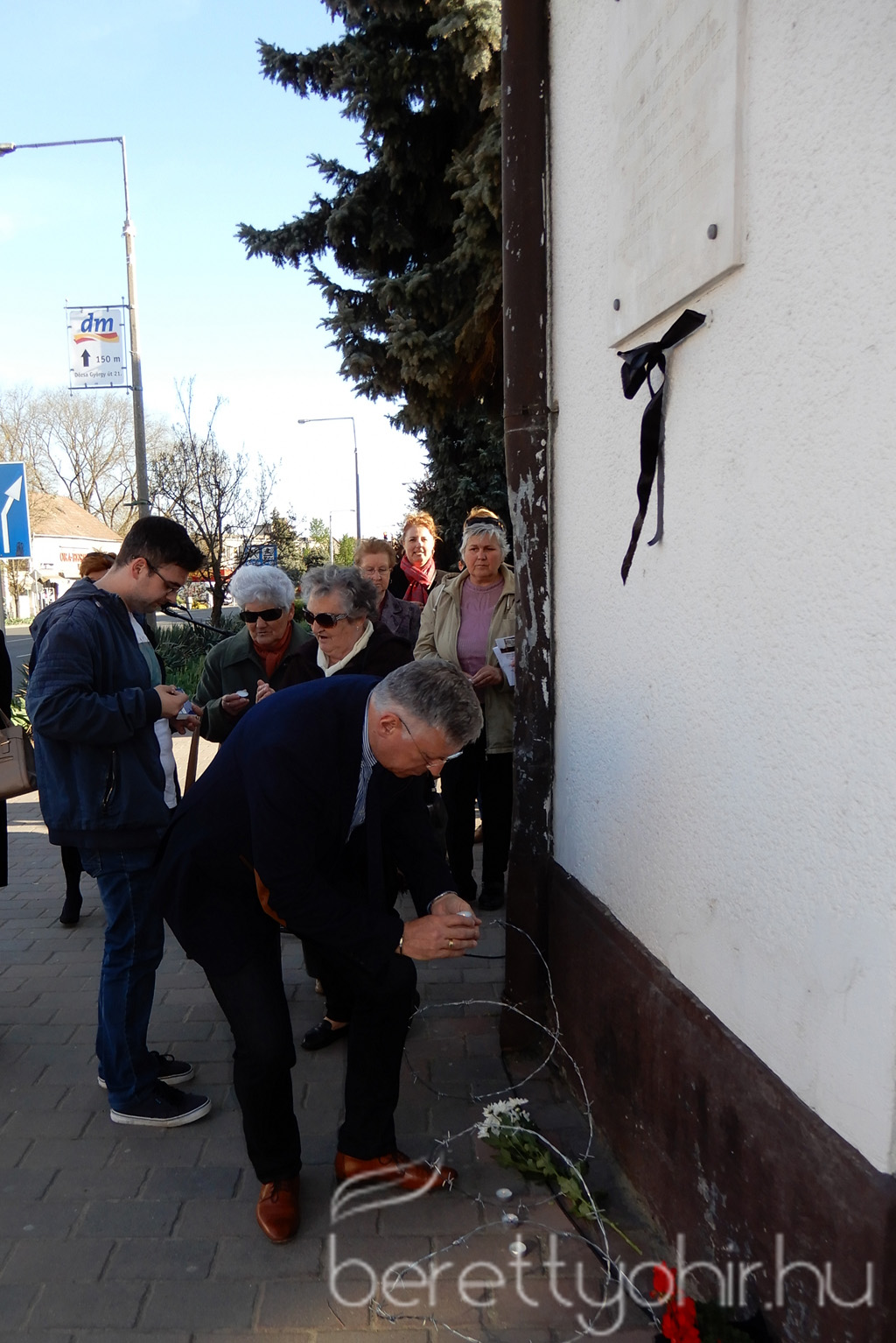 A holokauszt áldozataira emlékeztünk 16