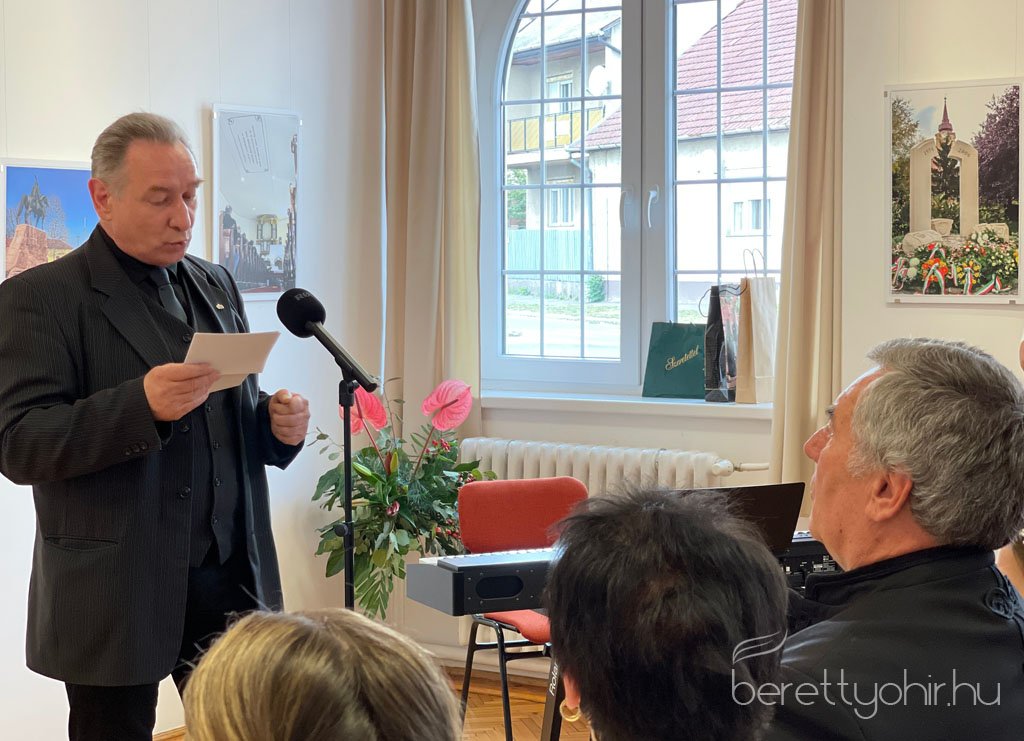 Tajak_es_emberek_kiallitasmegnyito25