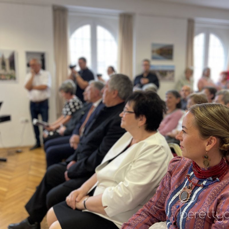 Tajak_es_emberek_kiallitasmegnyito04