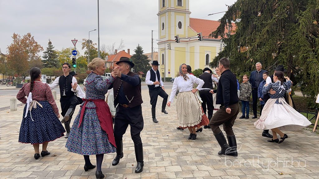 kicsinagykovet_fajat_ultettunk_04