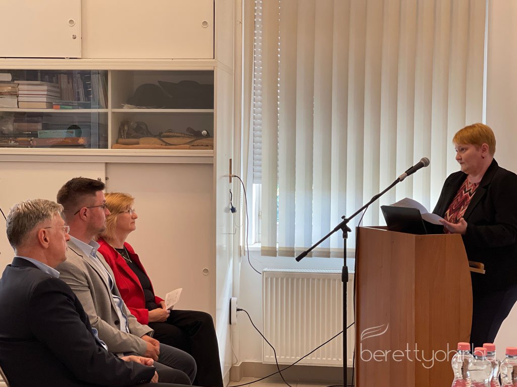 A_margittai_fazekassag_vandorkiallitas18