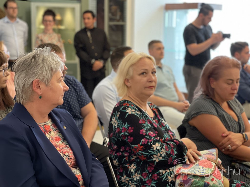 A_margittai_fazekassag_vandorkiallitas3