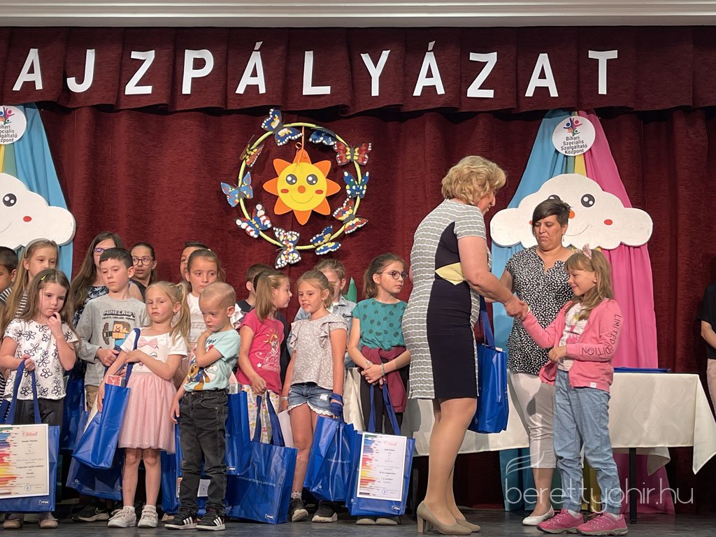 Rajzpalyazat_eredmenyhirdetes_BSZSZK90