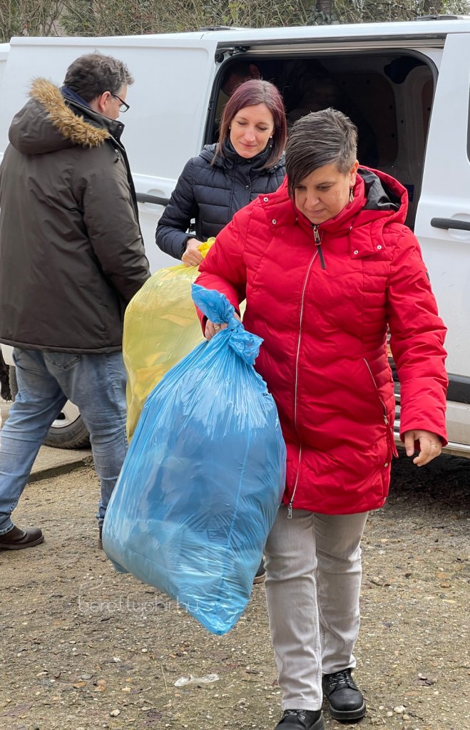 Ruhaadomany_az_EFI-tol06